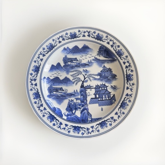 Bombay Cobalt Blue & White Porcelain Traditional Chinese Flat Plate 11,5" Diam. - Picture 1 of 7